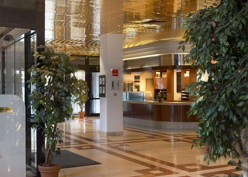 Wyndham Garden Duesseldorf Mettmann - Lobi