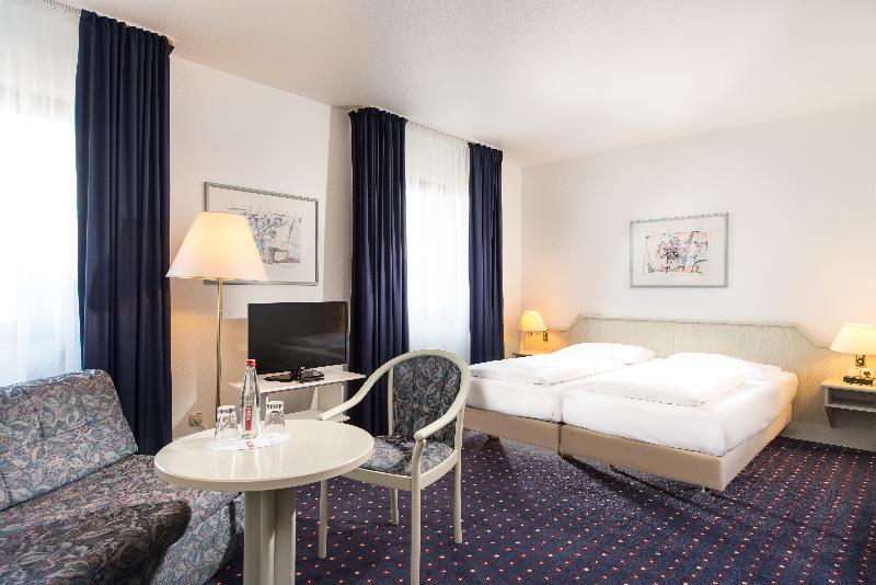 Wyndham Garden Duesseldorf Mettmann - Oda