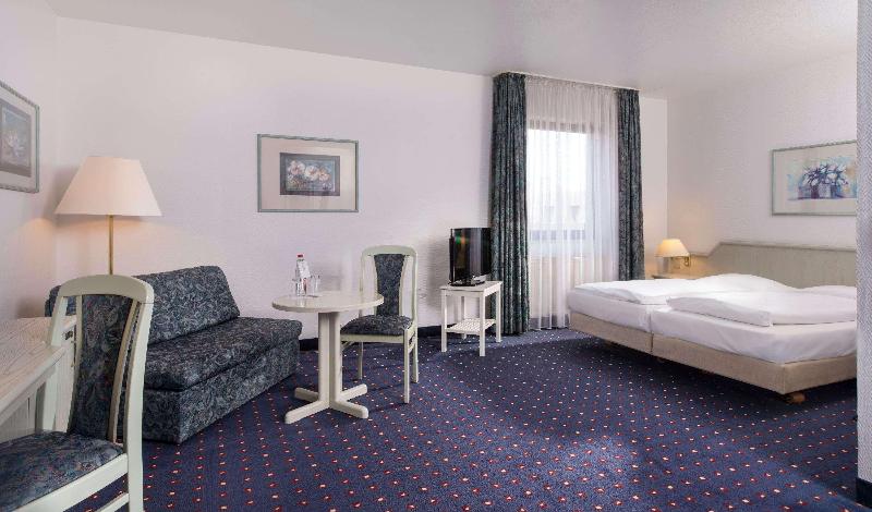 Wyndham Garden Duesseldorf Mettmann - Oda