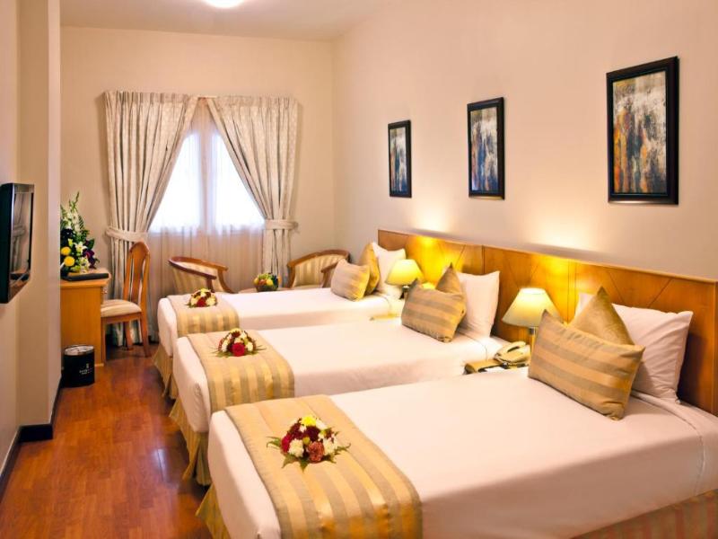 Landmark Plaza Hotel - Oda