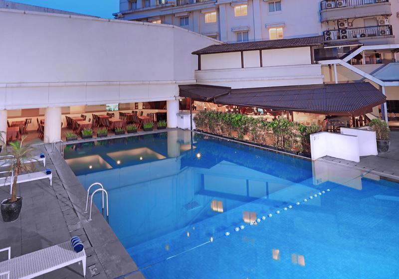 Grand Dafam Braga Bandung - Havuz