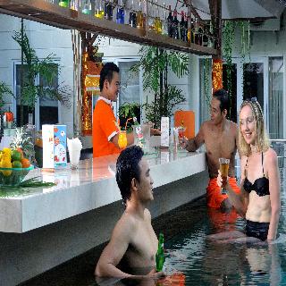 HARRIS Hotel and Residences Riverview Kuta - Bali fotoÄŸrafÄ±
