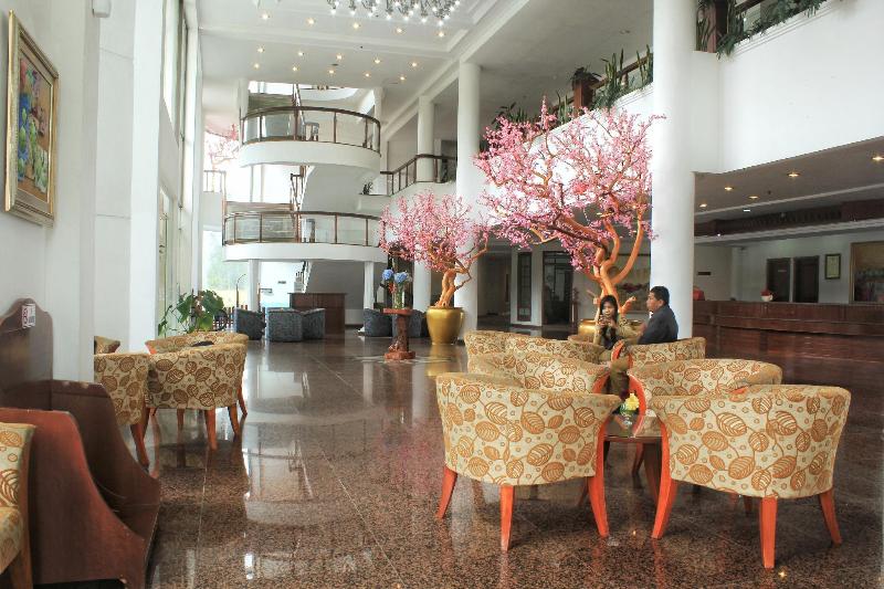 Sinabung Resort Hotel - Lobi