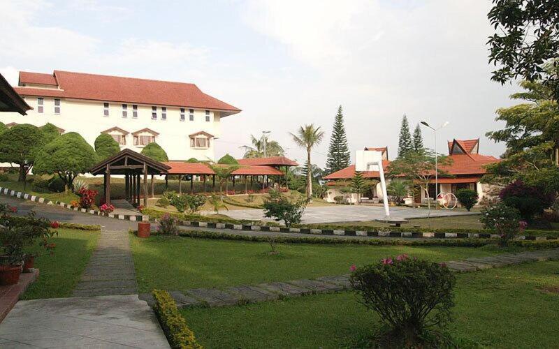Sinabung Resort Hotel - Genel