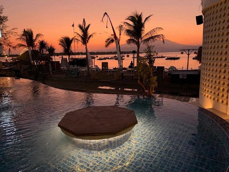 The Beach House Resort - Havuz