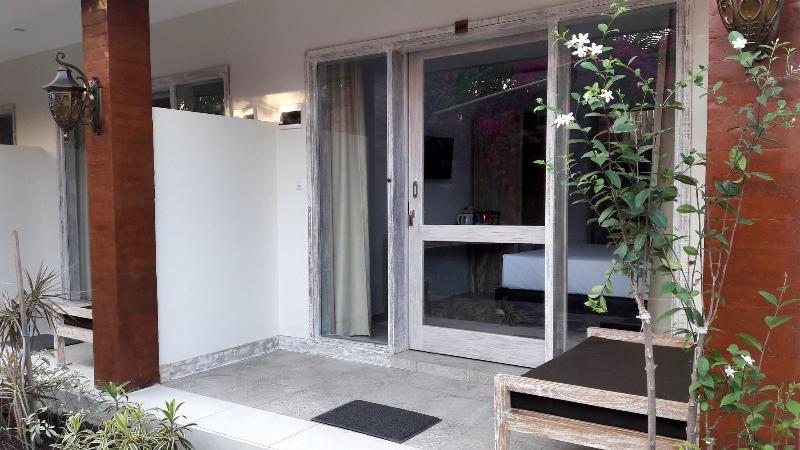 The Beach House Resort - Teras