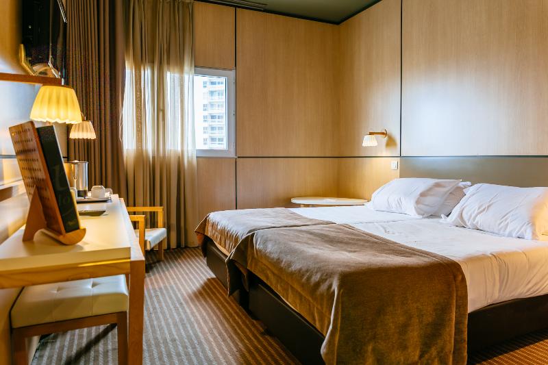 Axis Vermar Conference & Beach Hotel - Oda