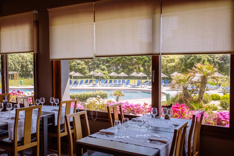 Axis Vermar Conference & Beach Hotel - Restoran