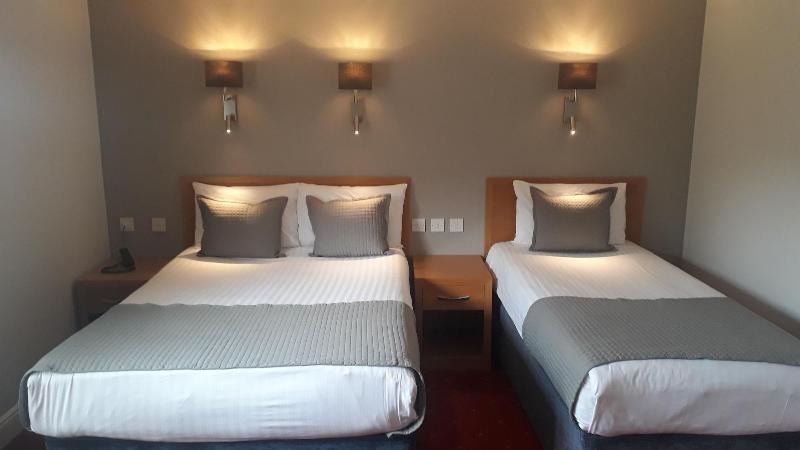Celtic Royal Hotel - Oda