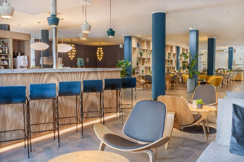 Hotel Oberhausen Neue Mitte affiliated by Meliá - Lobi
