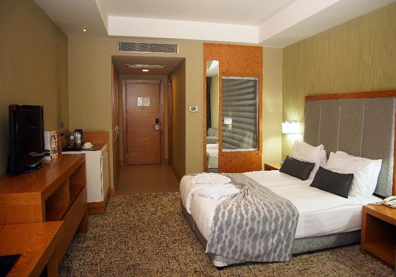 The Green Park Pendik Hotel & Convention Center - Oda