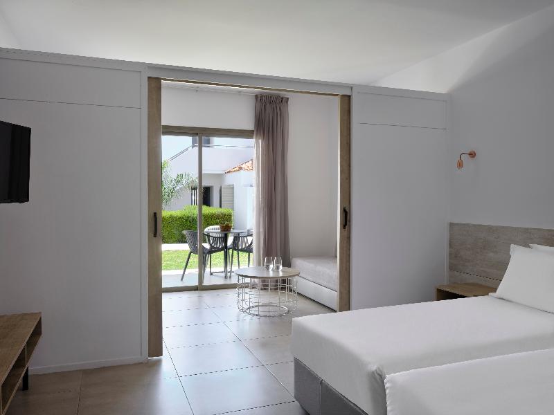 Atlantica Panthea Resort - Oda