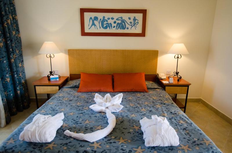 Marina Plaza Tala Bay - Oda