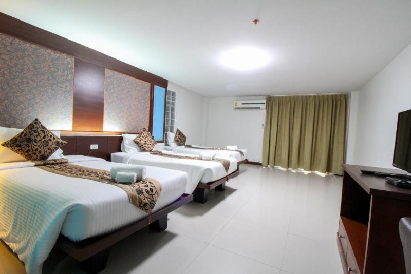 Convenient Grand Hotel - Oda