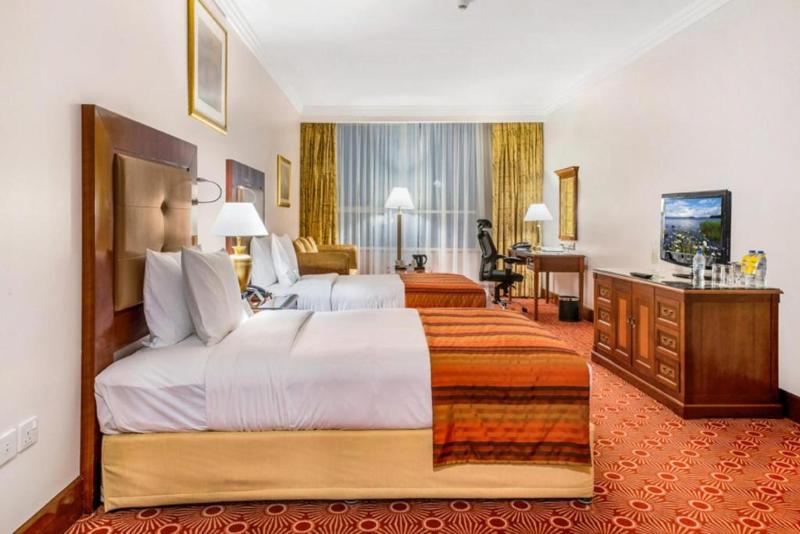 Sunday Hotel Holiday international Dubai - Oda