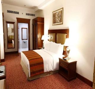 Sunday Hotel Holiday international Dubai fotoÄŸrafÄ±