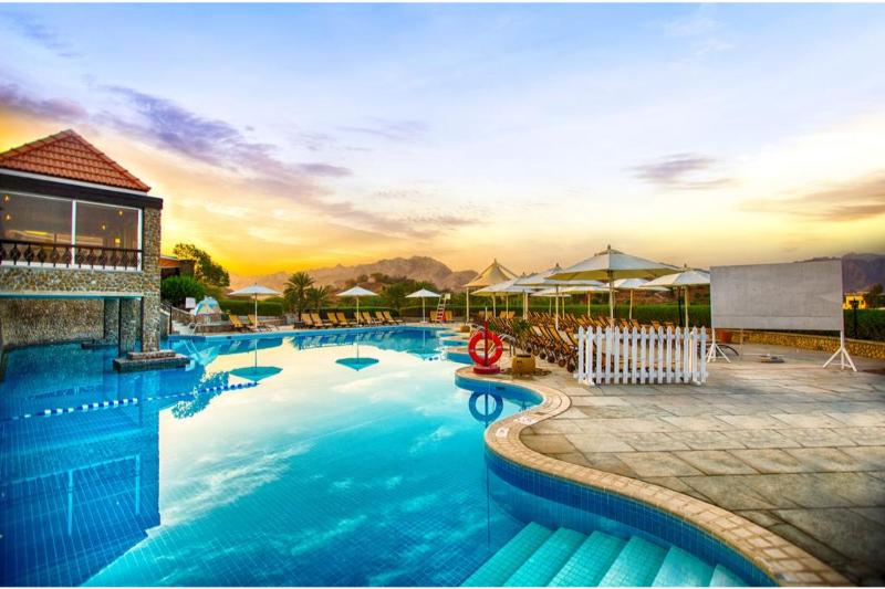 JA Hatta Fort Hotel - Havuz