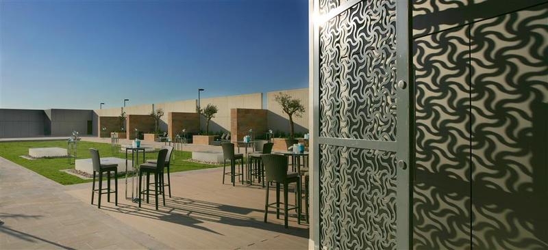 Aloft Abu Dhabi - Genel