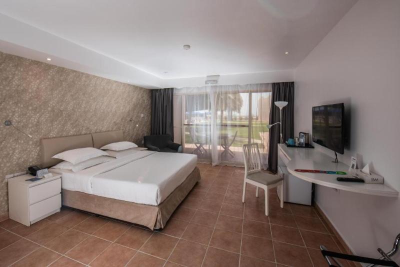 BM Beach Resort - Oda
