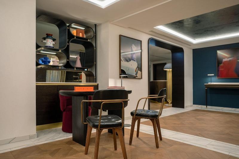 Neues Schloss Hotel Zurich, Autograph Collection - Lobi