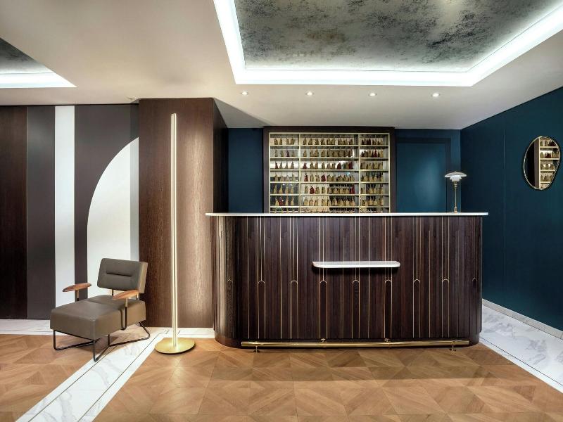 Neues Schloss Hotel Zurich, Autograph Collection - Lobi