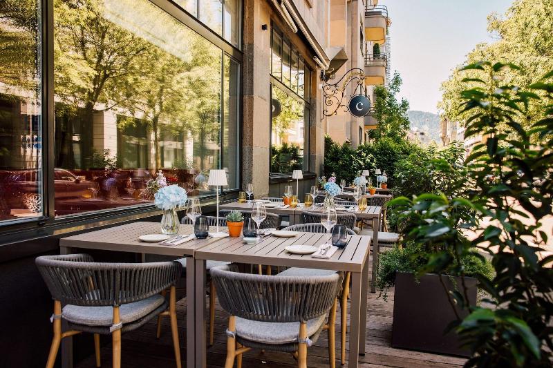 Neues Schloss Hotel Zurich, Autograph Collection - Restoran