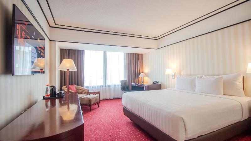Redtop Hotel & Convention Center - Oda