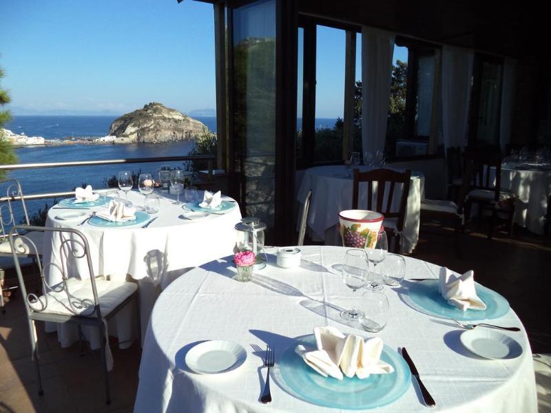 Punta Chiarito Resort - Genel