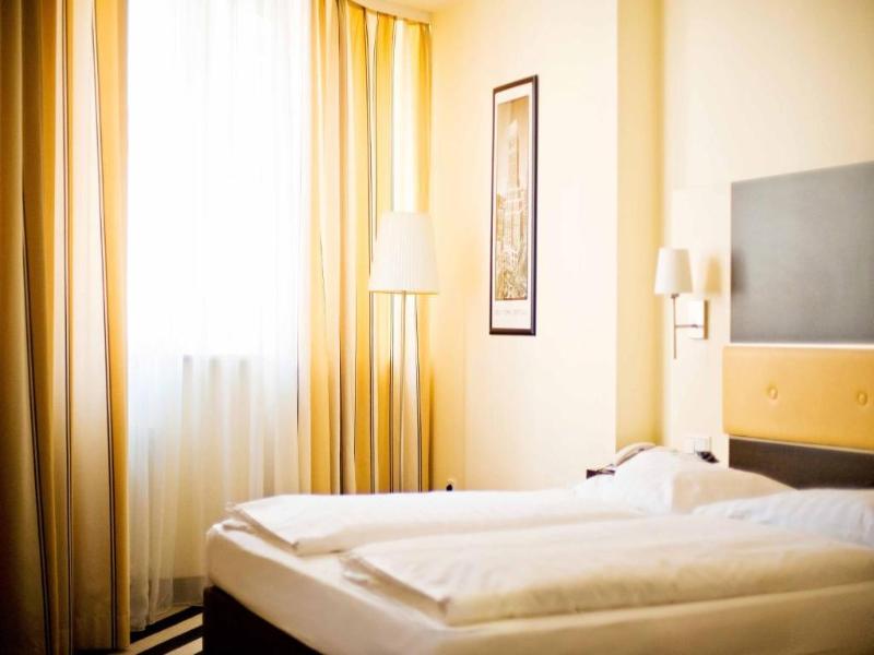 Tante ALMA Bristol Hotel - Oda