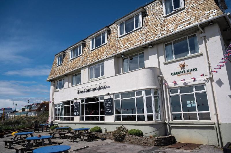 Commodore Hotel - Genel
