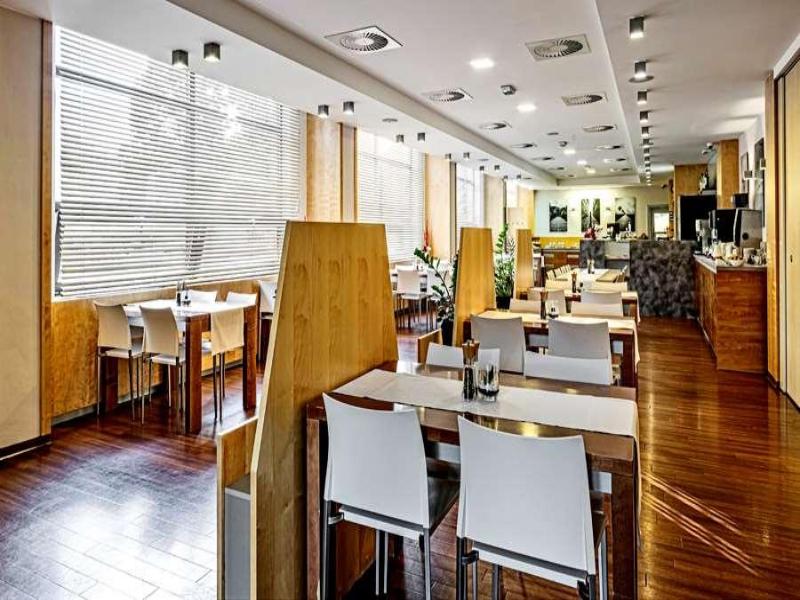 Vista Hotel - Restoran