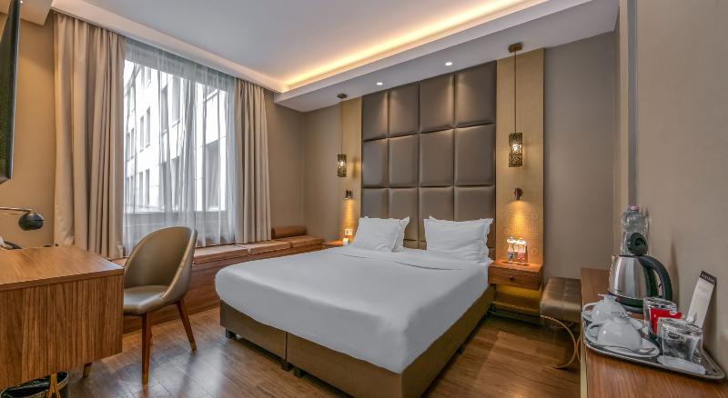 Continental Hotel Budapest - Oda