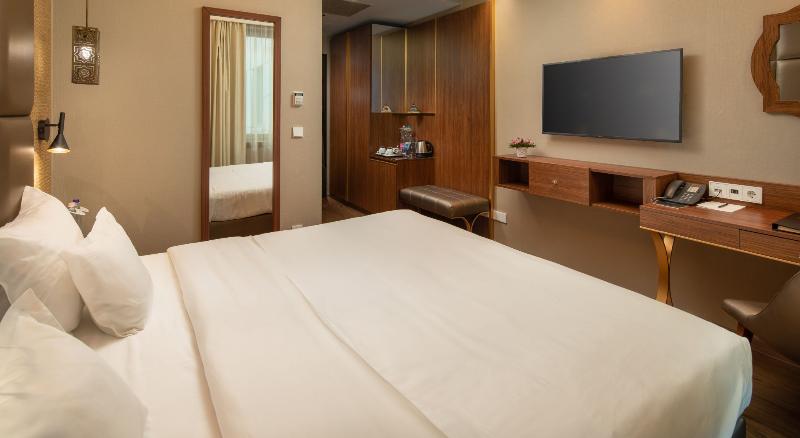 Continental Hotel Budapest - Oda