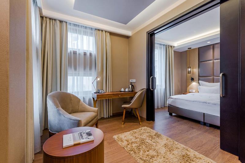 Continental Hotel Budapest - Oda
