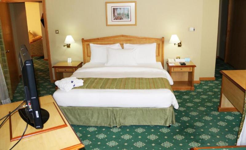 Grand Continental Hotel Abu Dhabi - Oda