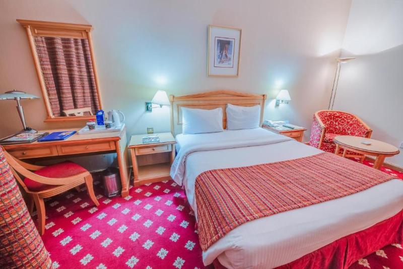 Grand Continental Hotel Abu Dhabi - Oda