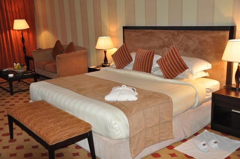 Grand Continental Hotel Abu Dhabi - Oda