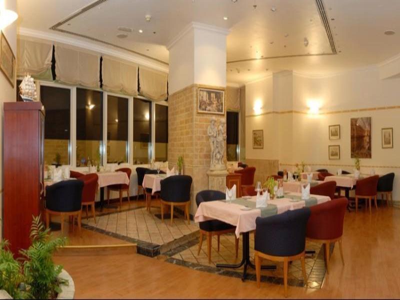 Grand Continental Hotel Abu Dhabi - Restoran