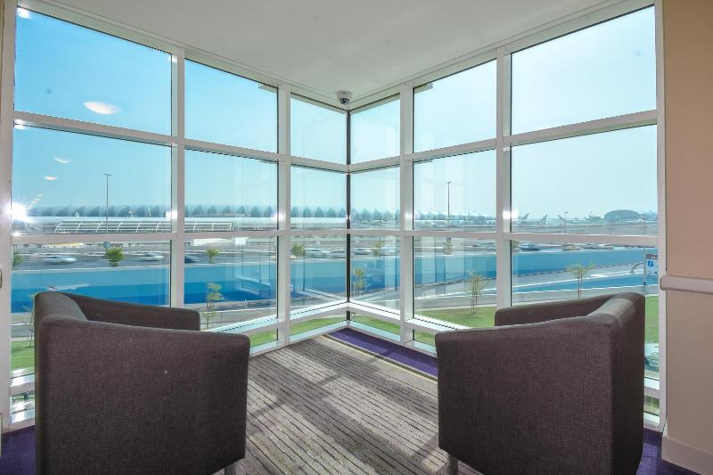 Premier Inn International Airport - Genel