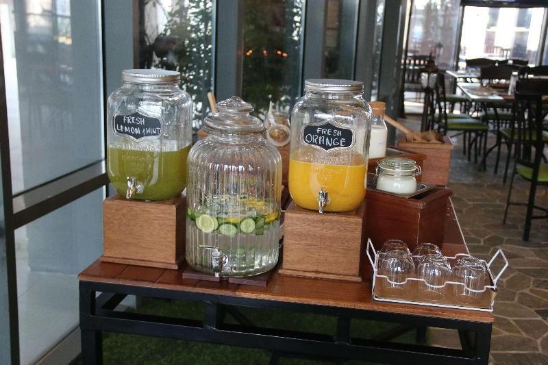 Radisson Blu Residence Dubai Marina - Restoran