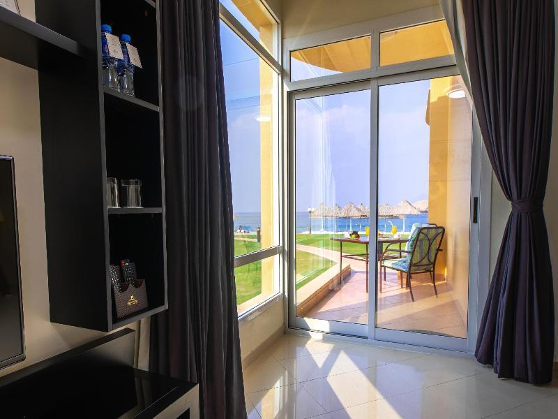Royal Beach Hotel and Resort - Oda