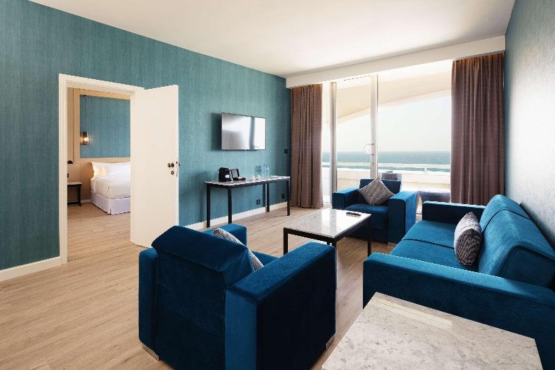 Occidental Sharjah Grand - Oda
