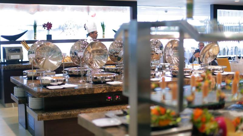 Occidental Sharjah Grand - Restoran