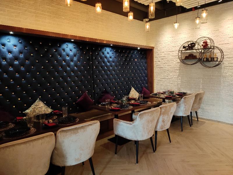 West Zone Plaza Hotel Apartments - Restoran