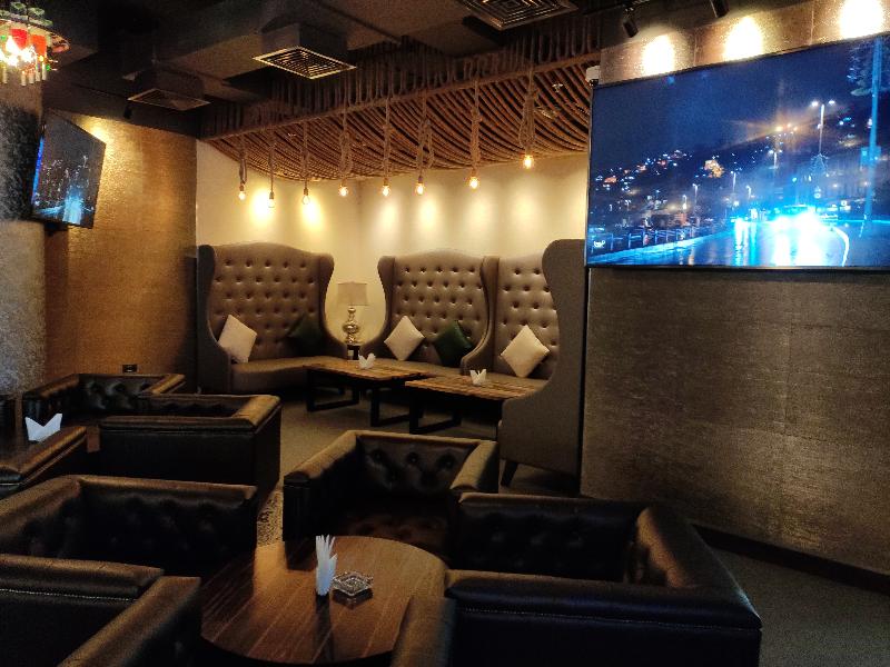West Zone Plaza Hotel Apartments - Restoran