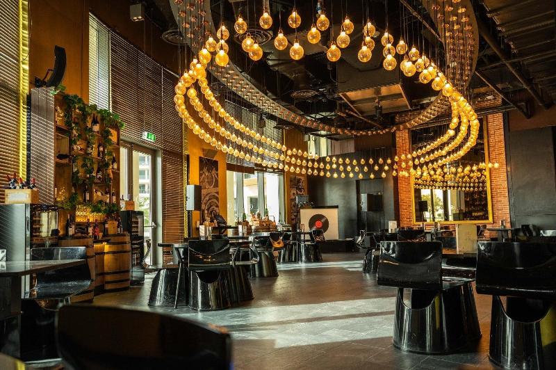 Crowne Plaza Hotel Abu Dhabi Yas Island - Bar