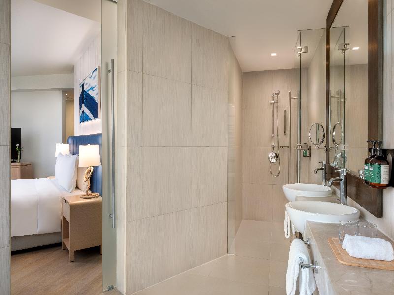 Crowne Plaza Hotel Abu Dhabi Yas Island - Oda