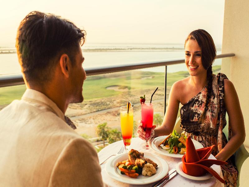 Crowne Plaza Hotel Abu Dhabi Yas Island - Restoran