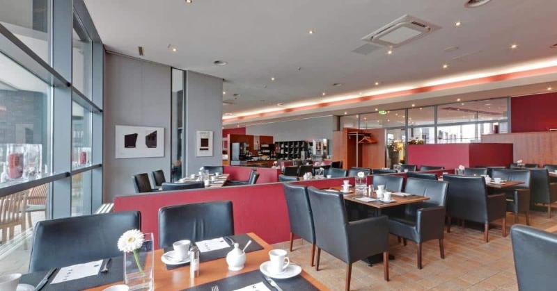 Hotel Wolfsburg Centrum Affiliated by Meliá - Restoran