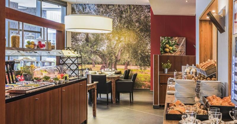 Hotel Wolfsburg Centrum Affiliated by Meliá - Restoran